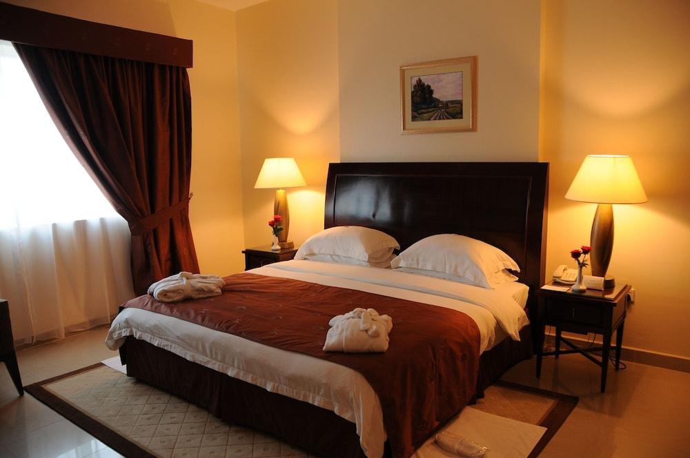 Clifton International Hotel Эль-Фуджайра Экстерьер фото