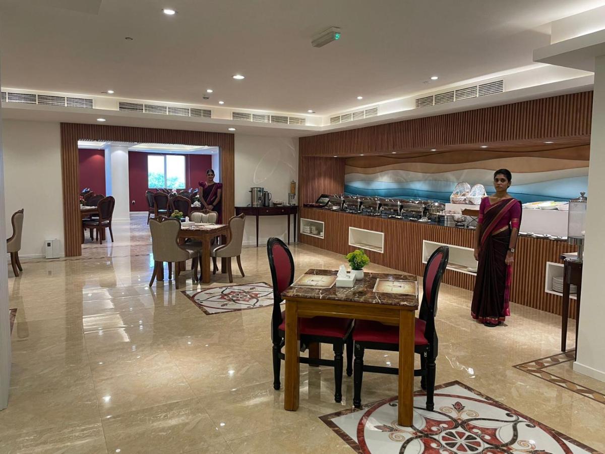 Clifton International Hotel Эль-Фуджайра Экстерьер фото